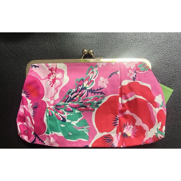 NWT Lilly Pulitzer GWP Cotton Clutch‎ Hottie Pink A Think Called Love Kisslock - Picture 2 of 3